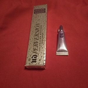 Mascara & Eyeshadow primer